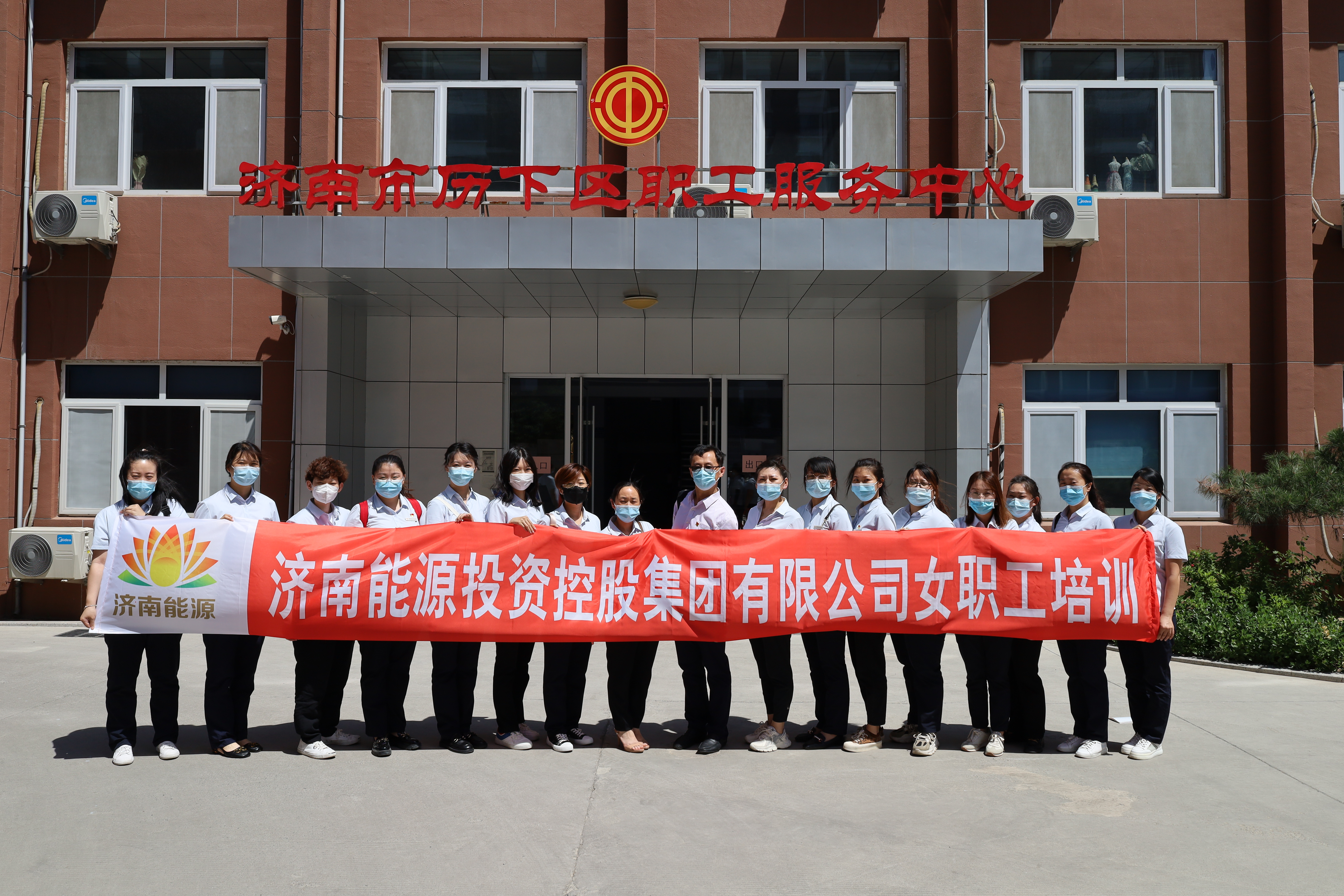 维多利亚老品牌vic(集团)官方网站