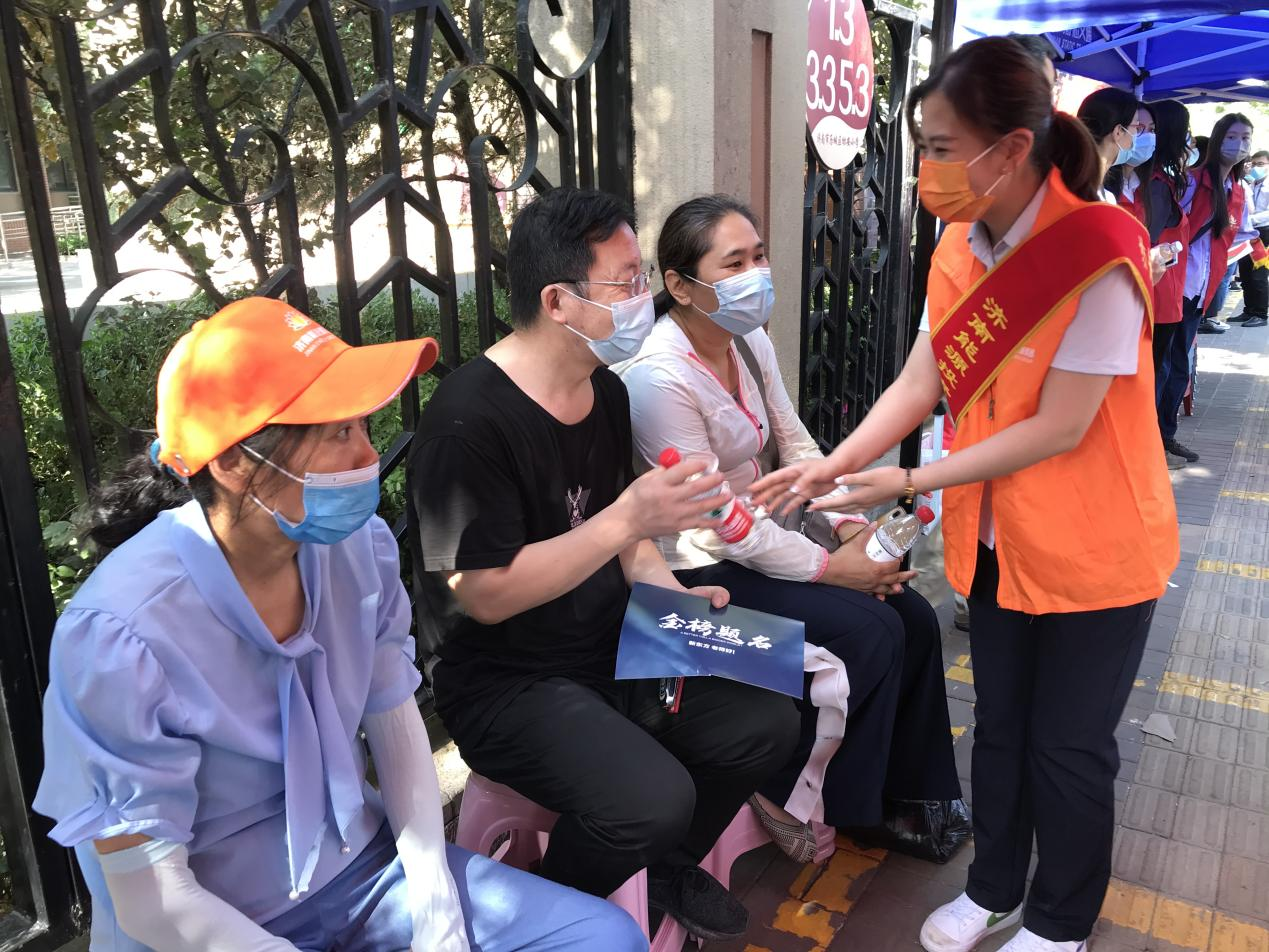 维多利亚老品牌vic(集团)官方网站