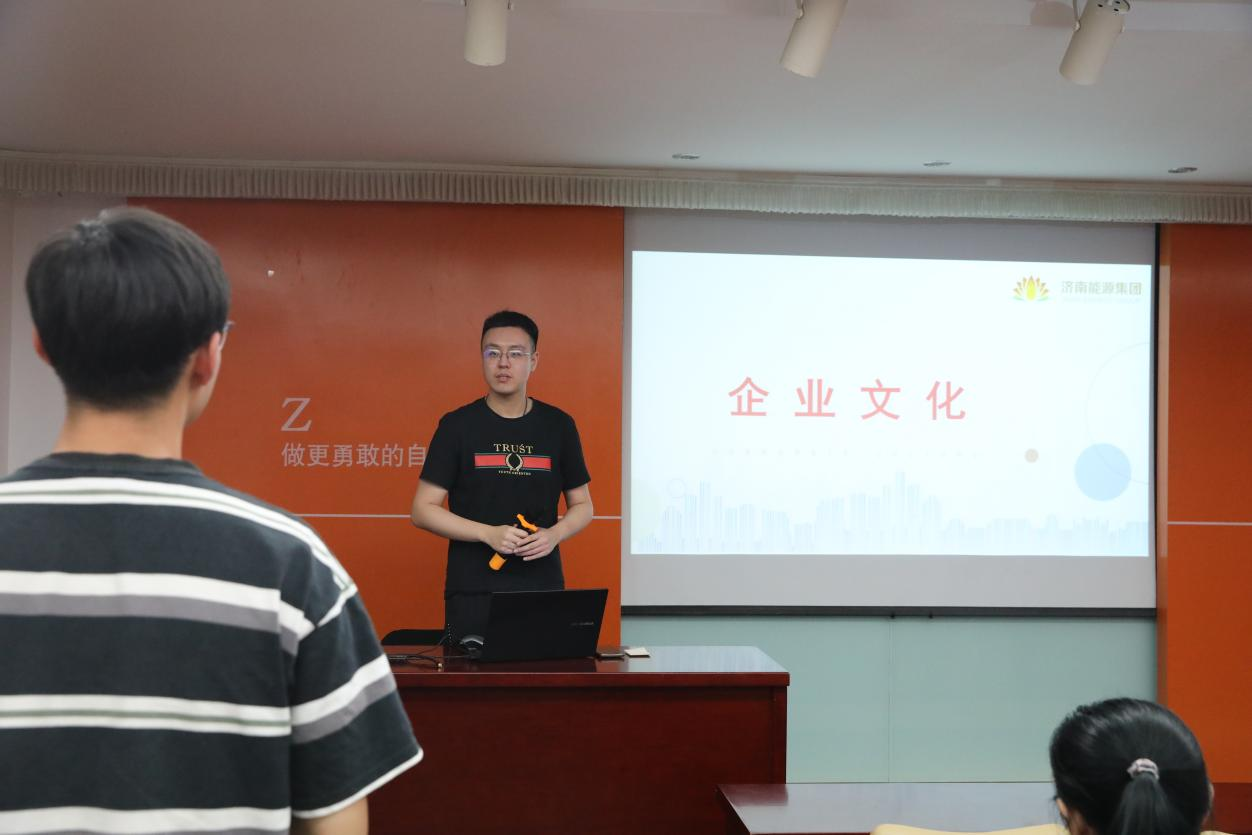 维多利亚老品牌vic(集团)官方网站