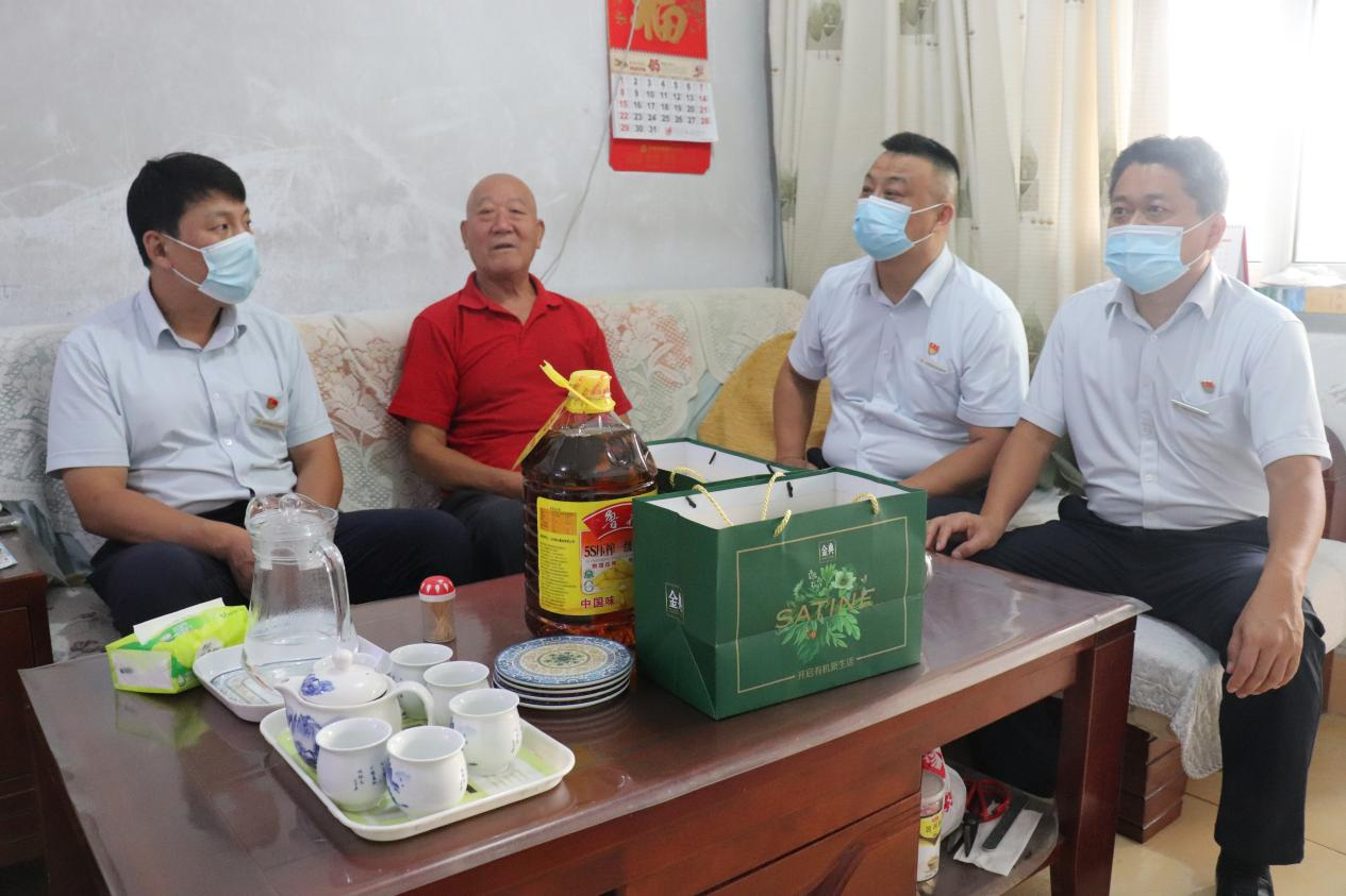 维多利亚老品牌vic(集团)官方网站