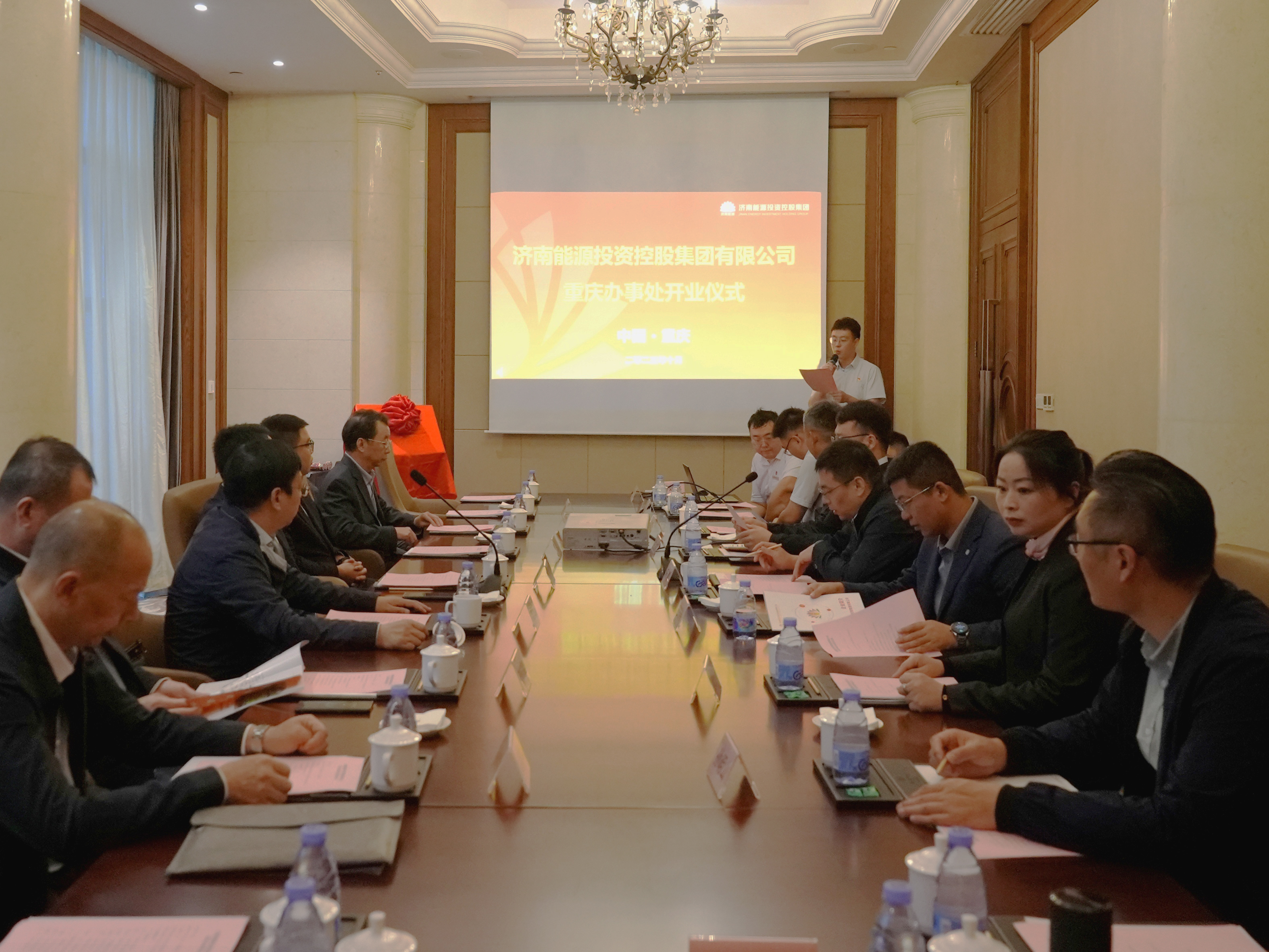 维多利亚老品牌vic(集团)官方网站