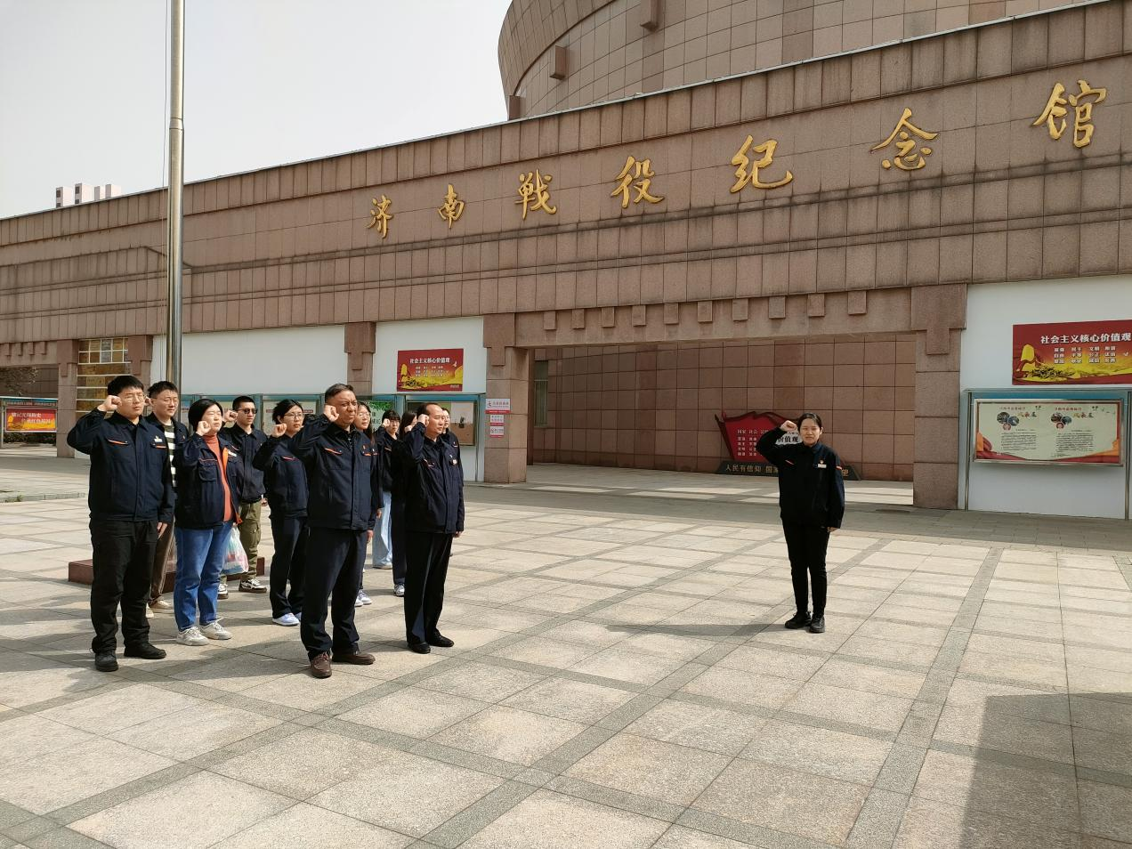 维多利亚老品牌vic(集团)官方网站