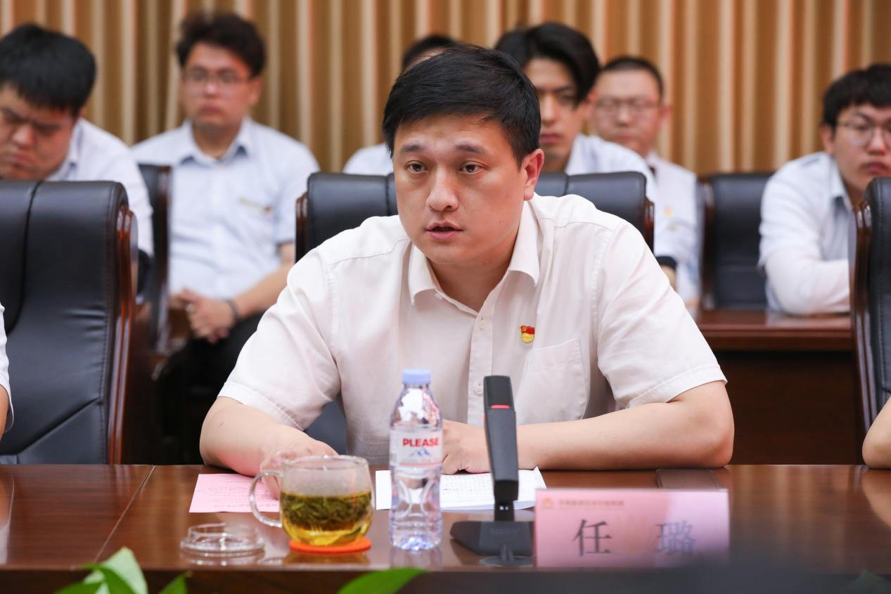 维多利亚老品牌vic(集团)官方网站