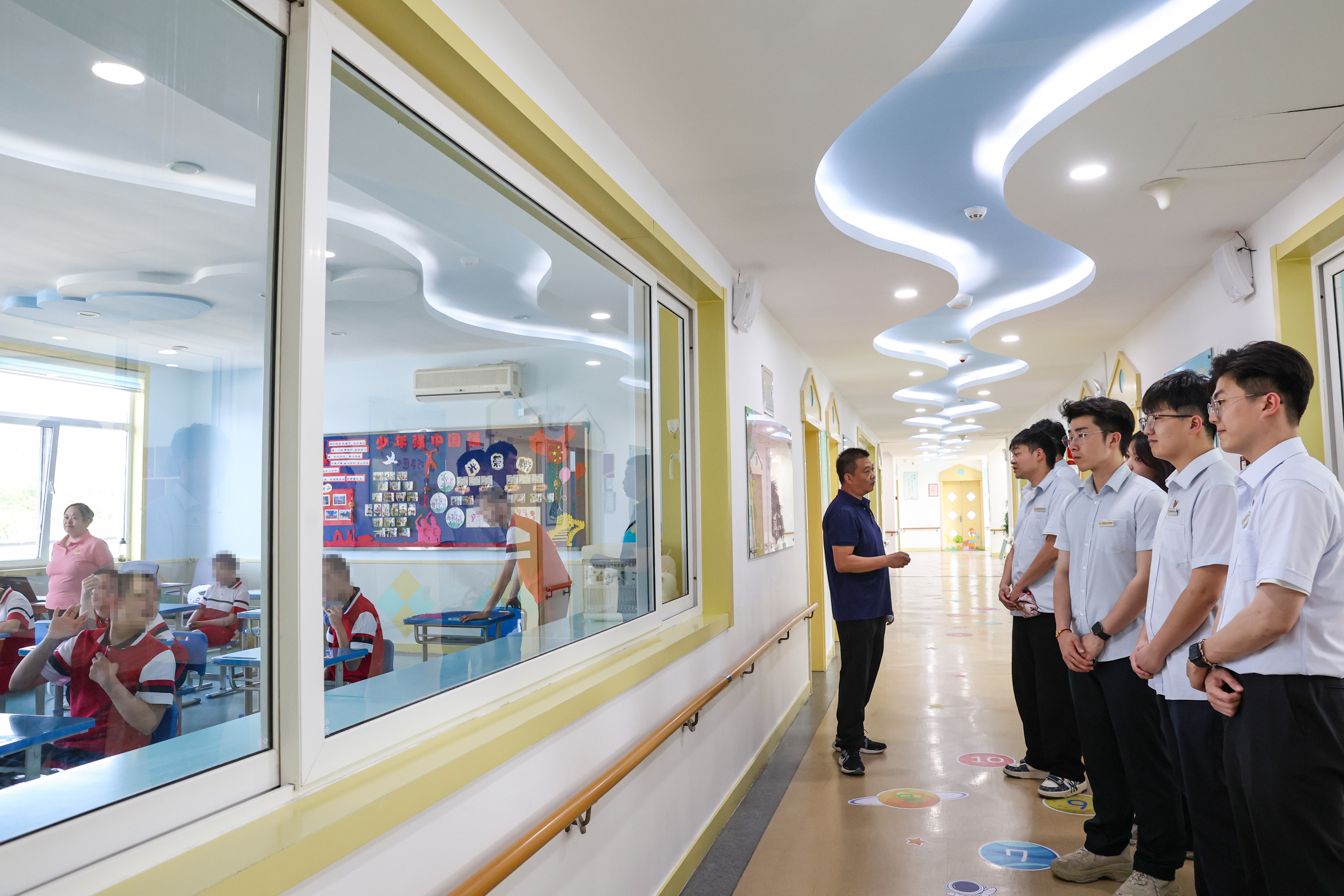 维多利亚老品牌vic(集团)官方网站