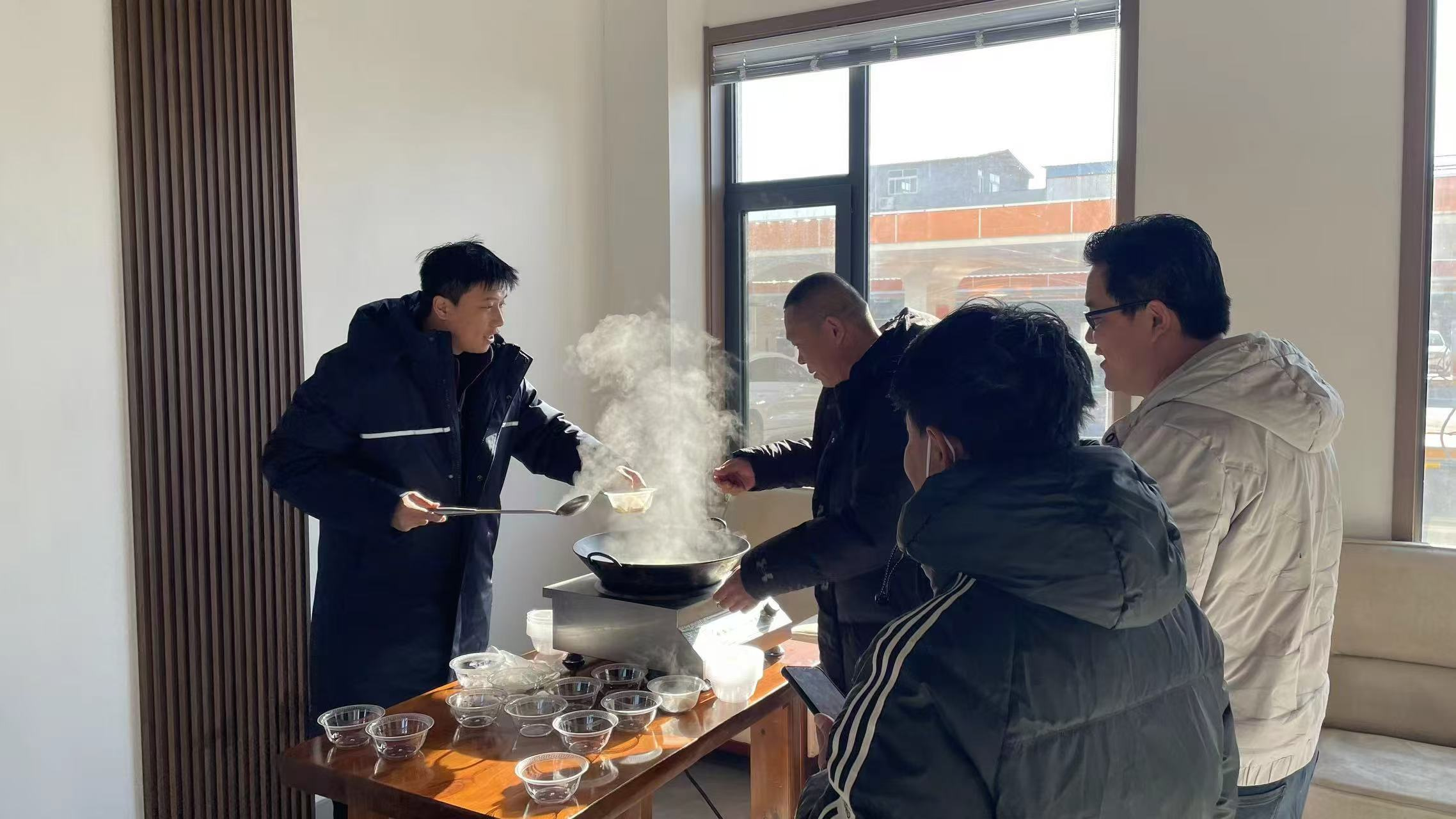 维多利亚老品牌vic(集团)官方网站