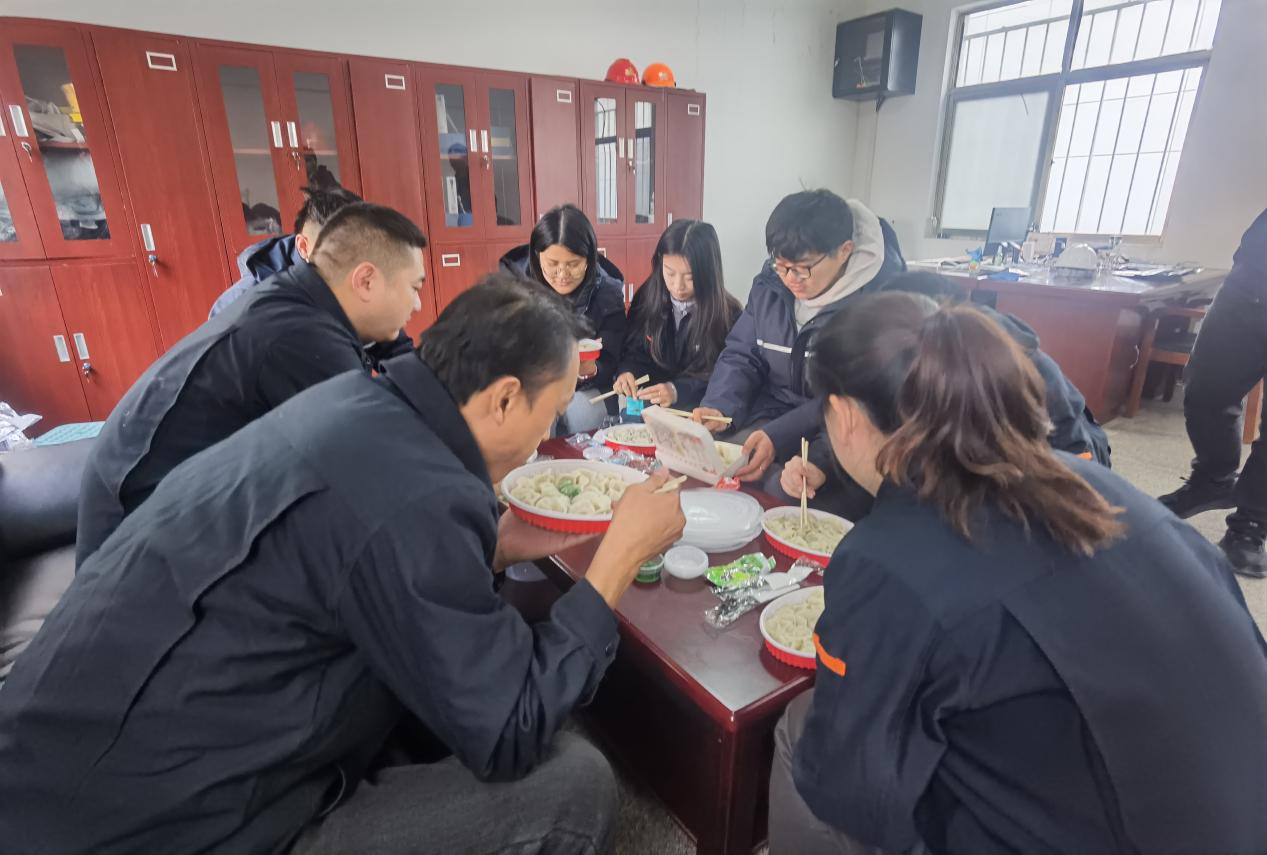 维多利亚老品牌vic(集团)官方网站