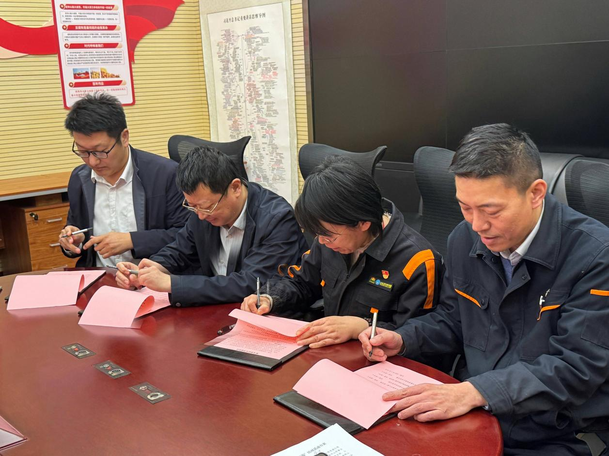 维多利亚老品牌vic(集团)官方网站